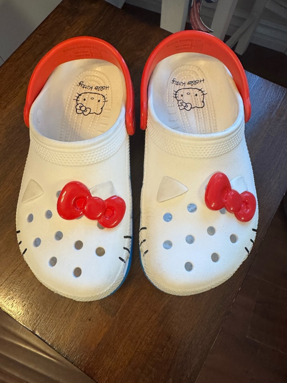 Crocs Hello Kitty Junior Size 3